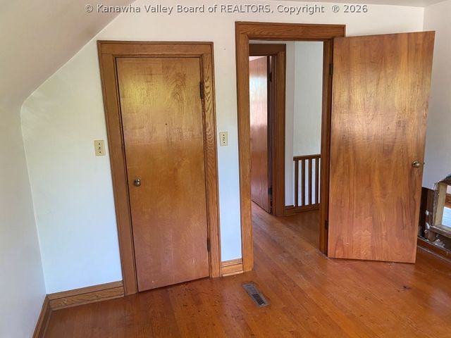 914 Lincoln Drive, South Charleston, WV 25309