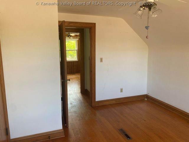 914 Lincoln Drive, South Charleston, WV 25309