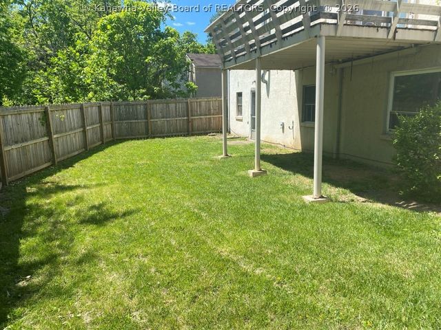 914 Lincoln Drive, South Charleston, WV 25309