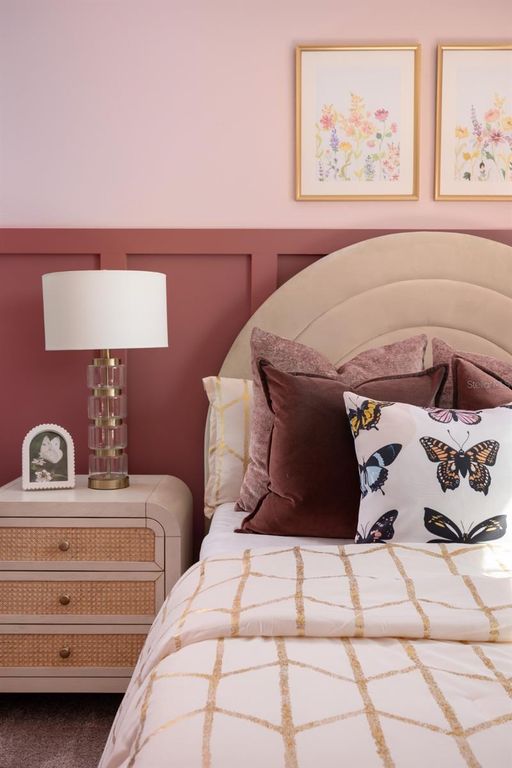 Image 13 of property listing at 4616 HIKERS DRIVE, Davenport, FL 33837