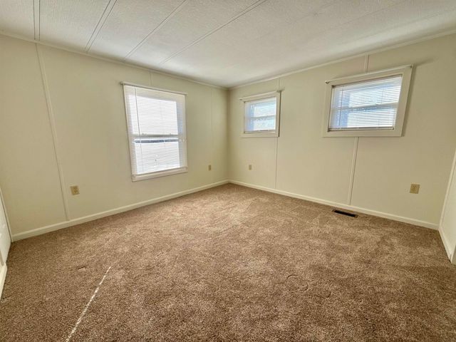 81 Cramton Road 33, Castleton, VT 05735