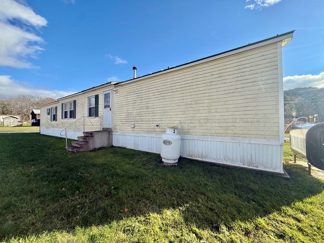 81 Cramton Road 33, Castleton, VT 05735