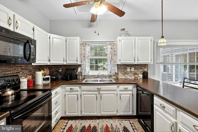 104 RED OAK DR, Dover, DE 19904