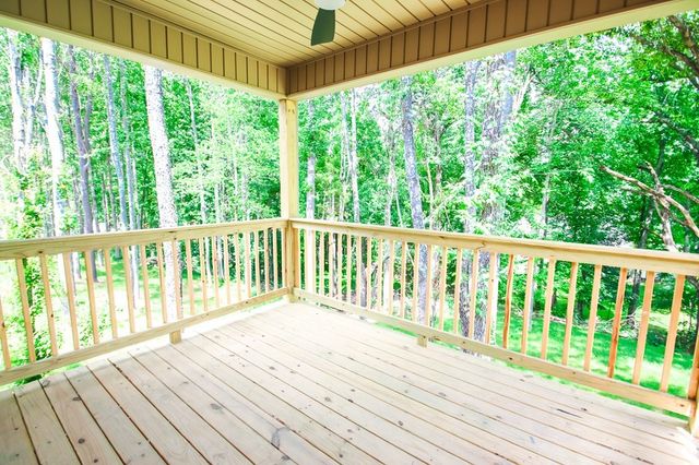 401 Crossvine Rd, Sparta, TN 38583