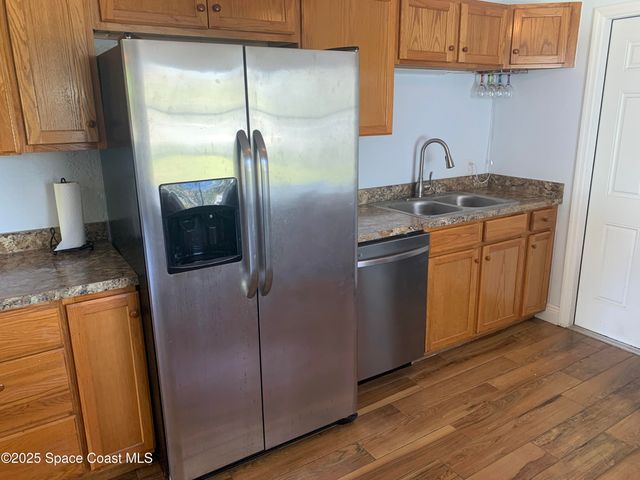 2101 Acacia Street NE, Palm Bay, FL 32905