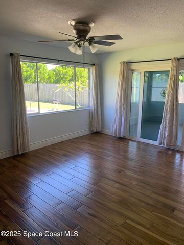 2101 Acacia Street NE, Palm Bay, FL 32905