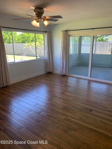 2101 Acacia Street NE, Palm Bay, FL 32905