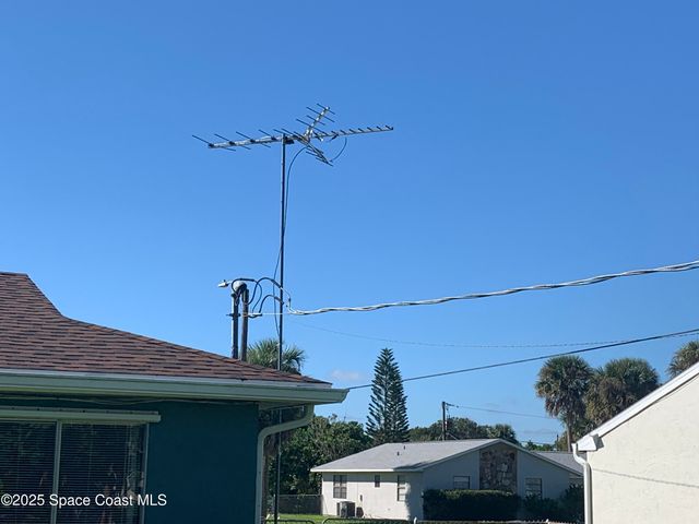 2101 Acacia Street NE, Palm Bay, FL 32905