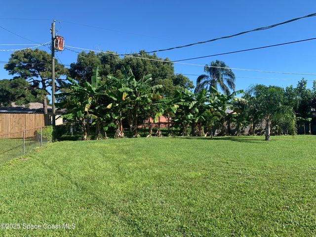2101 Acacia Street NE, Palm Bay, FL 32905