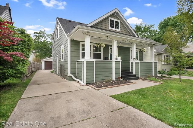705 N Dorchester Avenue, Royal Oak, MI 48067