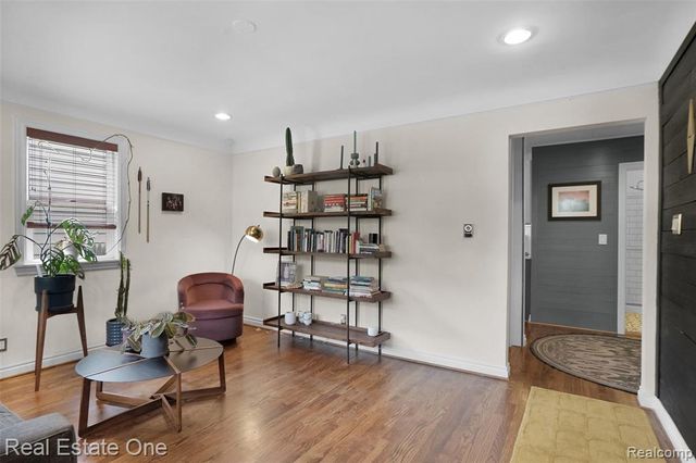 705 N Dorchester Avenue, Royal Oak, MI 48067