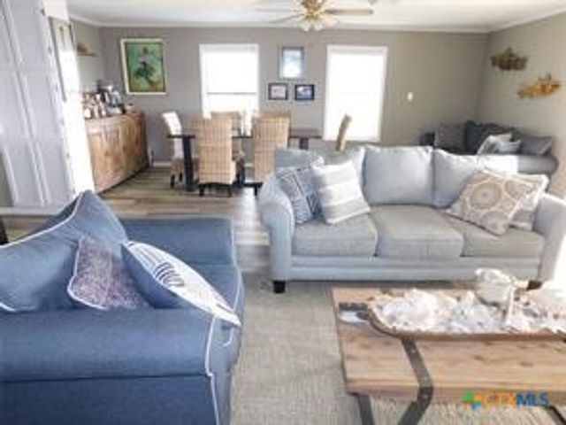 739 Marshall Johnson Avenue, Port Lavaca, TX 77979
