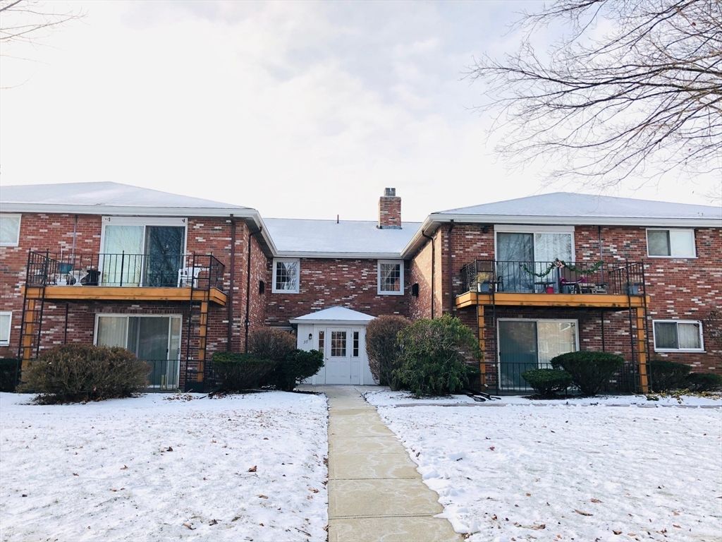 37 Fountain Ln 6, Weymouth, MA 02190