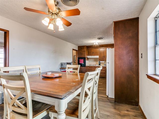 118 S Mercedes Drive, Norman, OK 73069