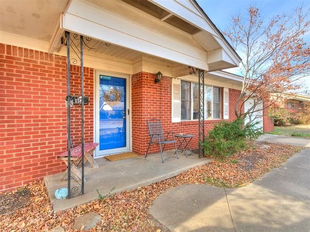 118 S Mercedes Drive, Norman, OK 73069