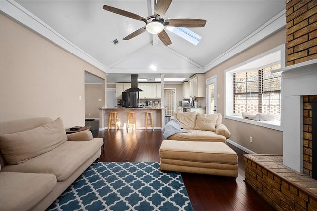 711 TANGLEWOOD Drive, Alexandria, LA 71303