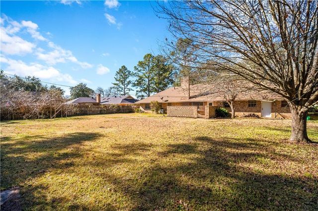 711 TANGLEWOOD Drive, Alexandria, LA 71303