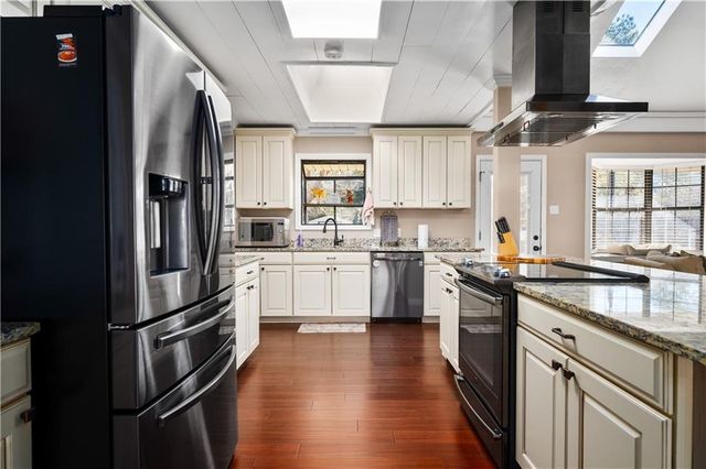 711 TANGLEWOOD Drive, Alexandria, LA 71303