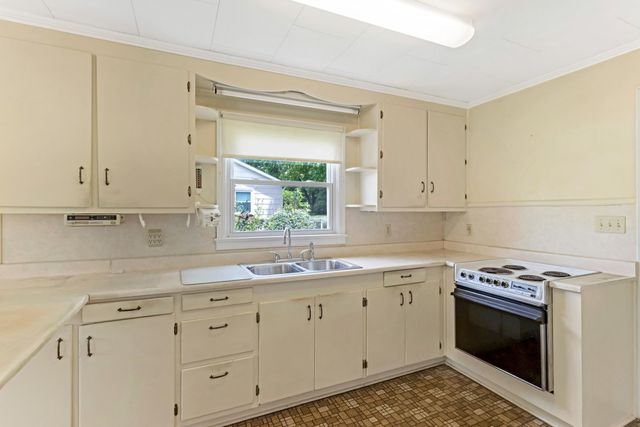 807 Lyman Street, Gaffney, SC 29340