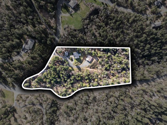 170 Pine Ridge Drive, Grants Pass, OR 97527