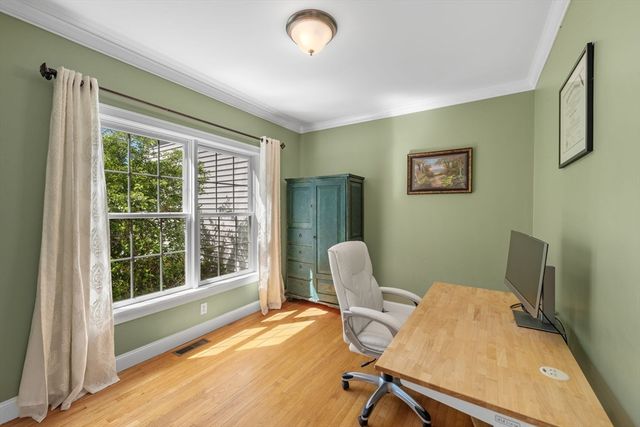 22 Sawyer Ln, Middleton, MA 01949