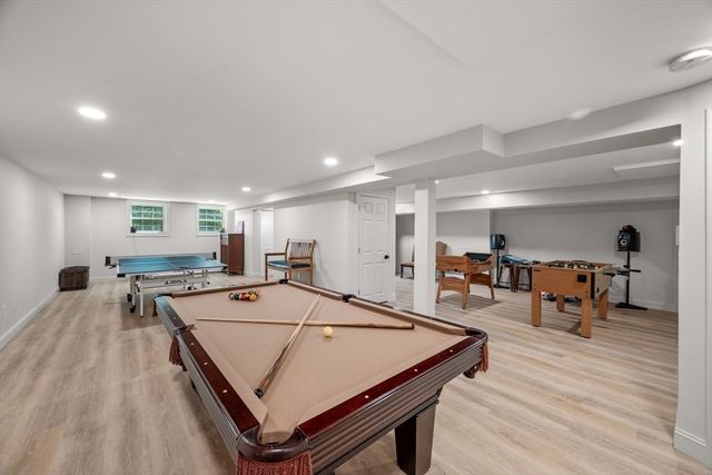 22 Sawyer Ln, Middleton, MA 01949