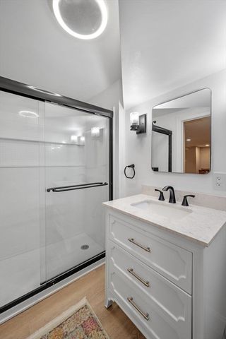 22 Sawyer Ln, Middleton, MA 01949