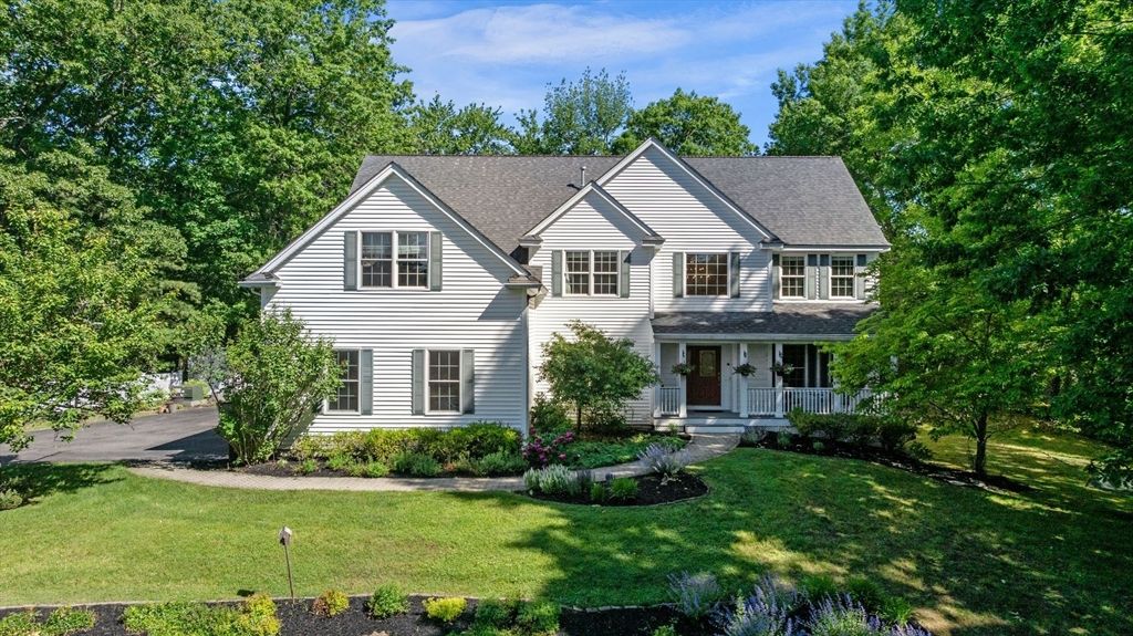 22 Sawyer Ln, Middleton, MA 01949