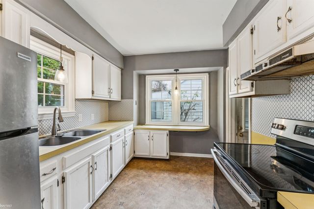 2313 Brookside Drive, Flint, MI 48503