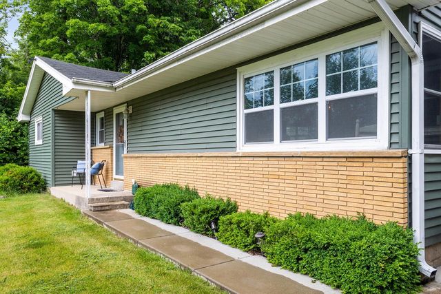 13540 W Dakota STREET, New Berlin, WI 53151