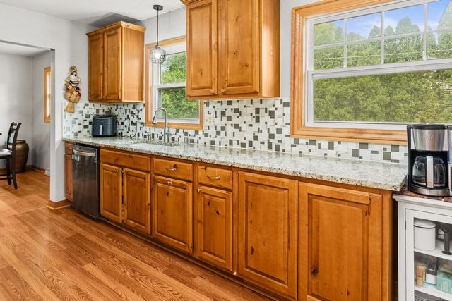 13540 W Dakota STREET, New Berlin, WI 53151