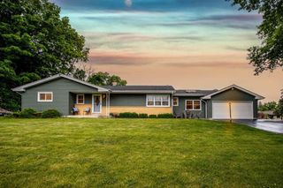 13540 W Dakota STREET, New Berlin, WI 53151