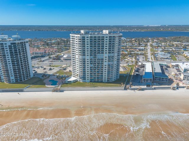 2545 S Atlantic Avenue PH40, Daytona Beach, FL 32118