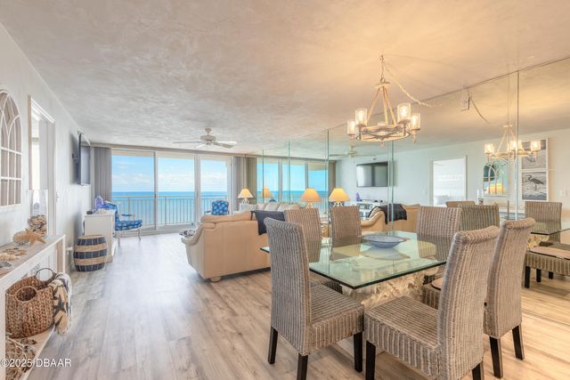 2545 S Atlantic Avenue PH40, Daytona Beach, FL 32118