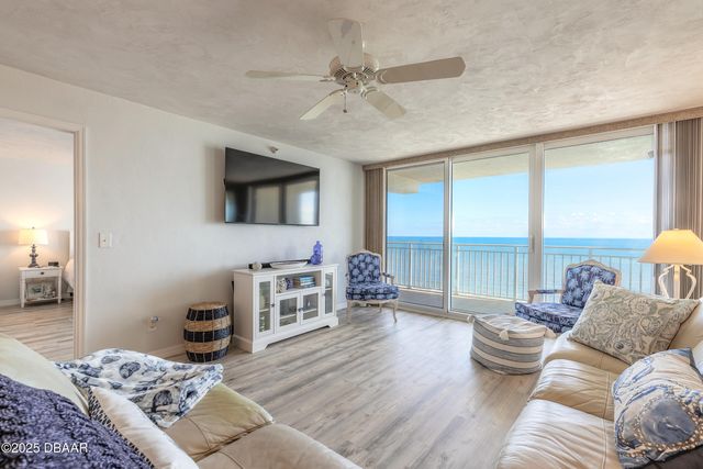 2545 S Atlantic Avenue PH40, Daytona Beach, FL 32118