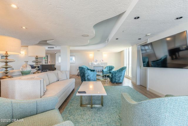 2545 S Atlantic Avenue PH40, Daytona Beach, FL 32118