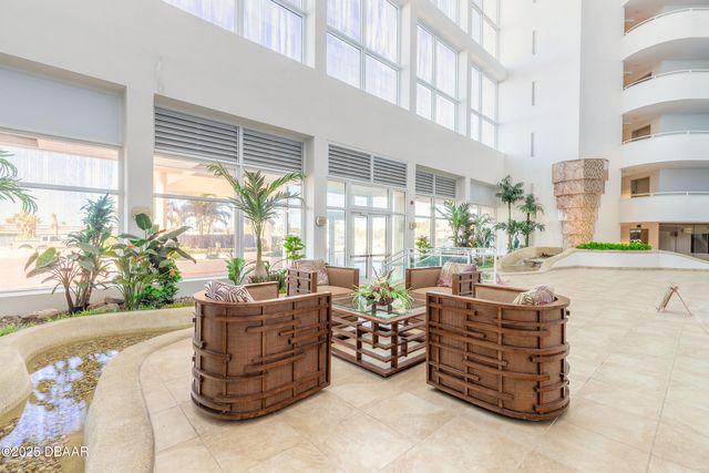 2545 S Atlantic Avenue PH40, Daytona Beach, FL 32118