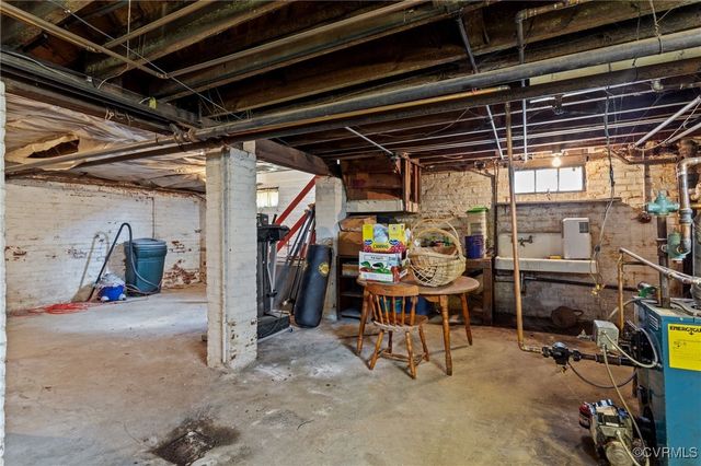 4026 Clinton Ave, Richmond, VA 23227