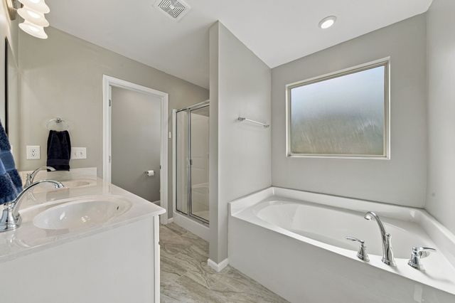 8245 Legacy Way, Pleasant View, TN 37146