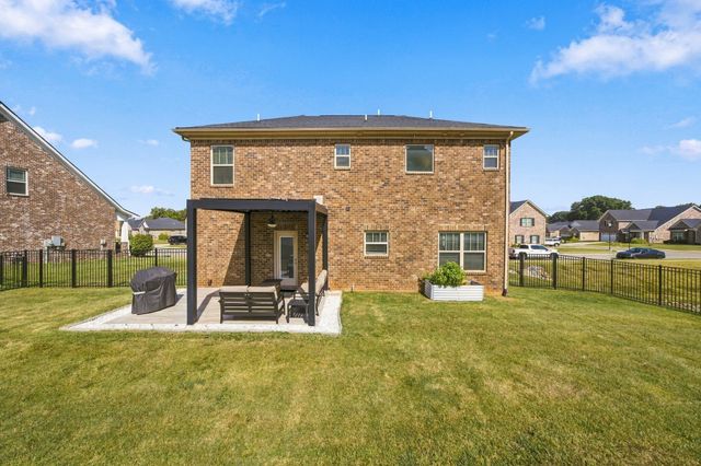 8245 Legacy Way, Pleasant View, TN 37146