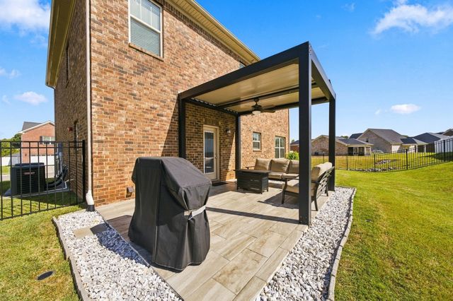 8245 Legacy Way, Pleasant View, TN 37146