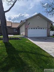 1135 Skyline Drive, Idaho Falls, ID 83402