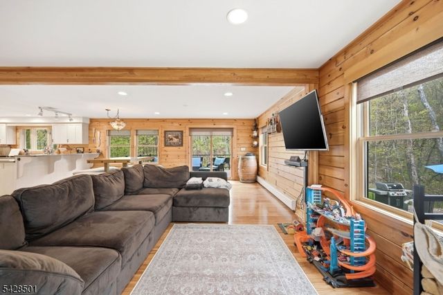 127 Jacobs Rd, Rockaway Twp., NJ 07435