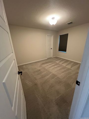 8332 Sunrise Glen, Selma, TX 78154