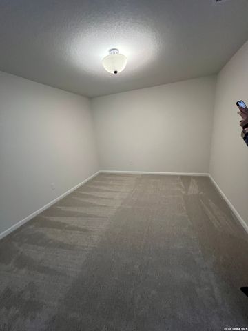 8332 Sunrise Glen, Selma, TX 78154