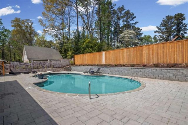 2808 Beverly Hills Drive, Marietta, GA 30068