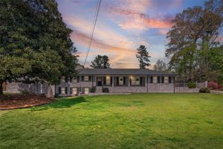 2808 Beverly Hills Drive, Marietta, GA 30068