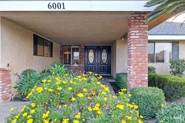 6001 Meadow Glen Way, Bakersfield, CA 93306