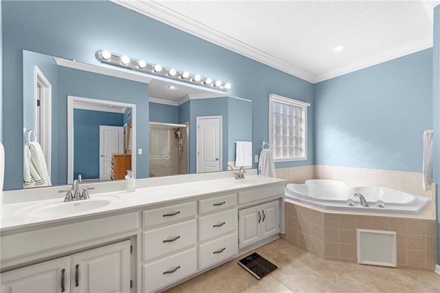 16313 S Chester Street, Olathe, KS 66062