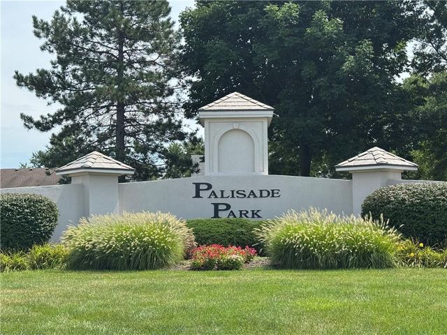 16313 S Chester Street, Olathe, KS 66062